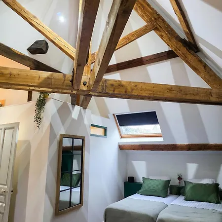 Maison Maubert 3* Thiers