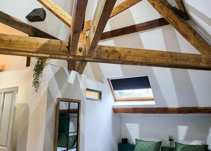 Maison Maubert 3* Thiers